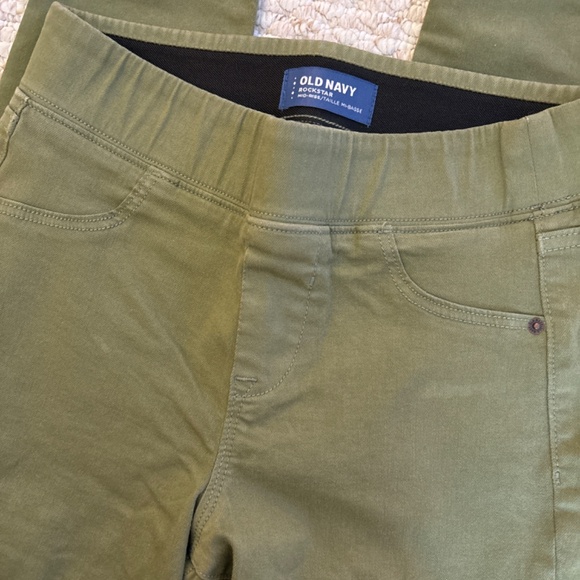 Old Navy Rockstar Mid rise green jeans - Picture 2 of 5